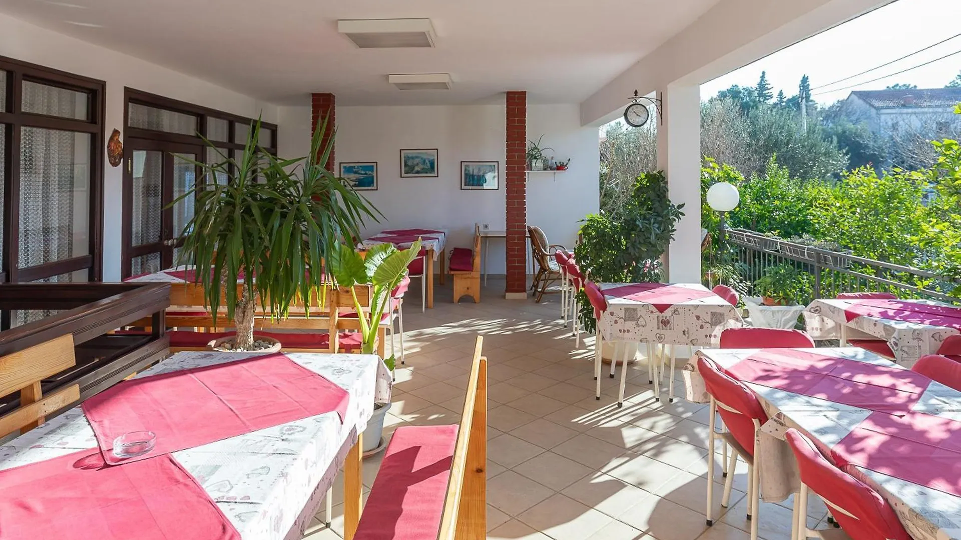 Tinka, Apartment No 8 Starigrad Paklenica 0*,  Croatia