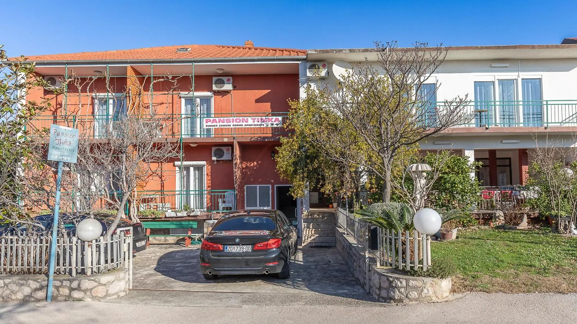 Tinka, Apartment No 8 Starigrad Paklenica